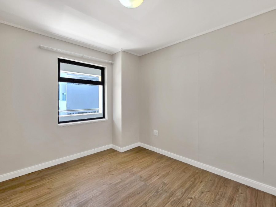 To Let 2 Bedroom Property for Rent in Vredehoek Western Cape